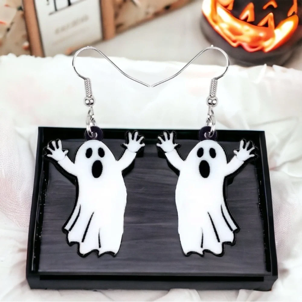 Ghost Dangle Earrings – Spooky & Cute Halloween Jewelry I NWT